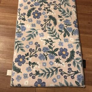 Rifle Paper Co. x Loloi Floral Delilah bath Rug